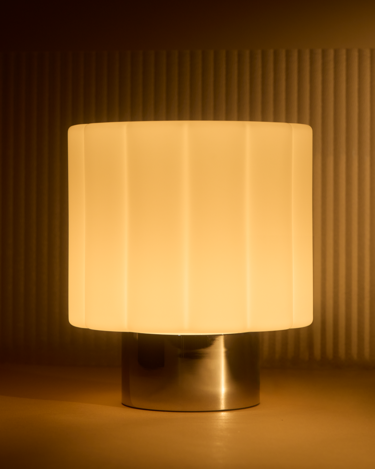 Glowmere Addison Frosted Glass Mushroom Table Lamp view 5