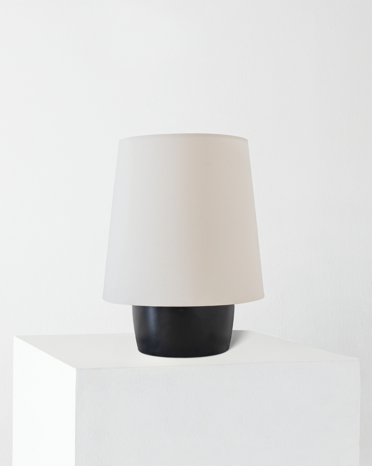 Glowmere Dan Black Ceramic Base Cotton Shade Table Lamp view 3