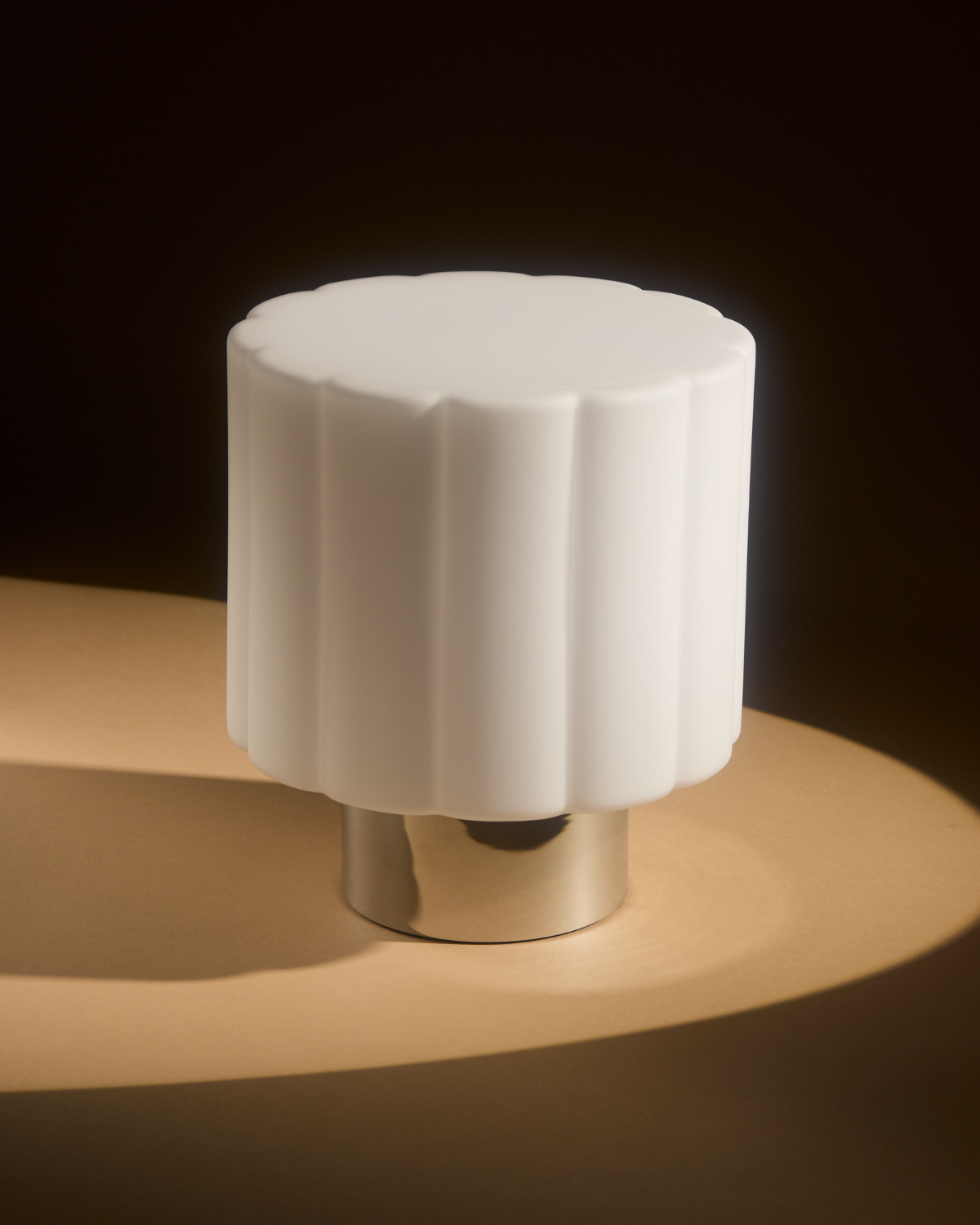 Glowmere Addison Frosted Glass Mushroom Table Lamp view 2