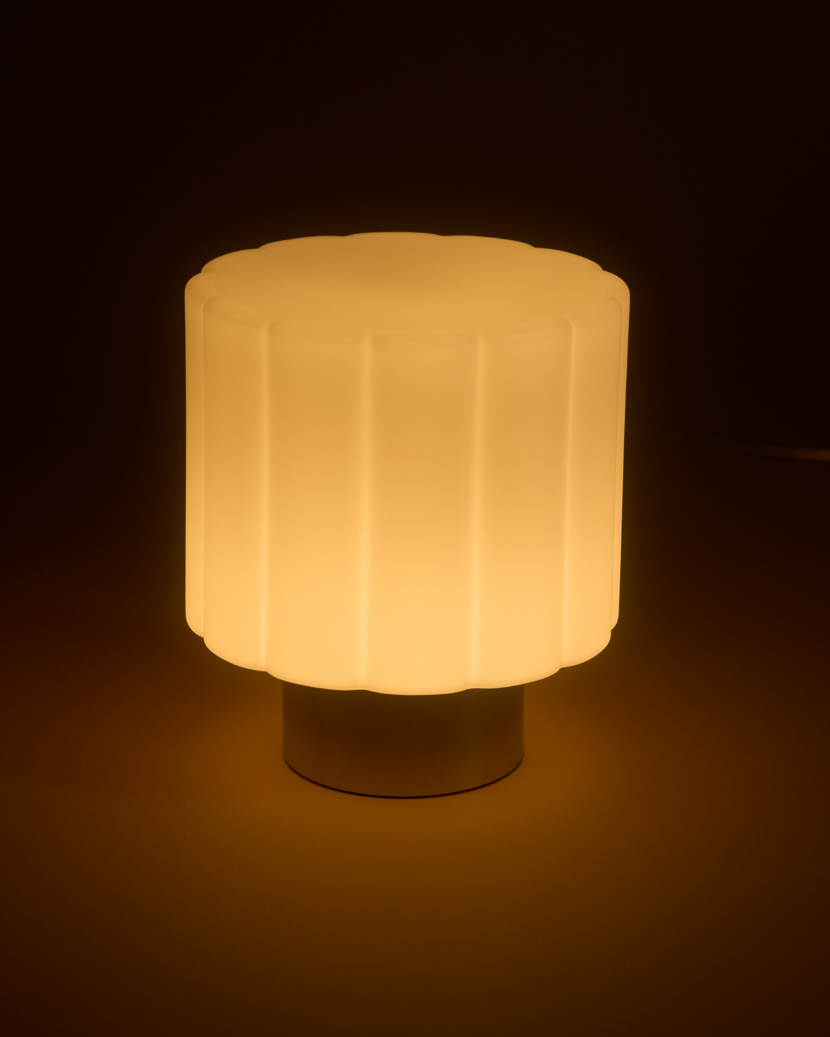 Glowmere Addison Frosted Glass Mushroom Table Lamp view 3