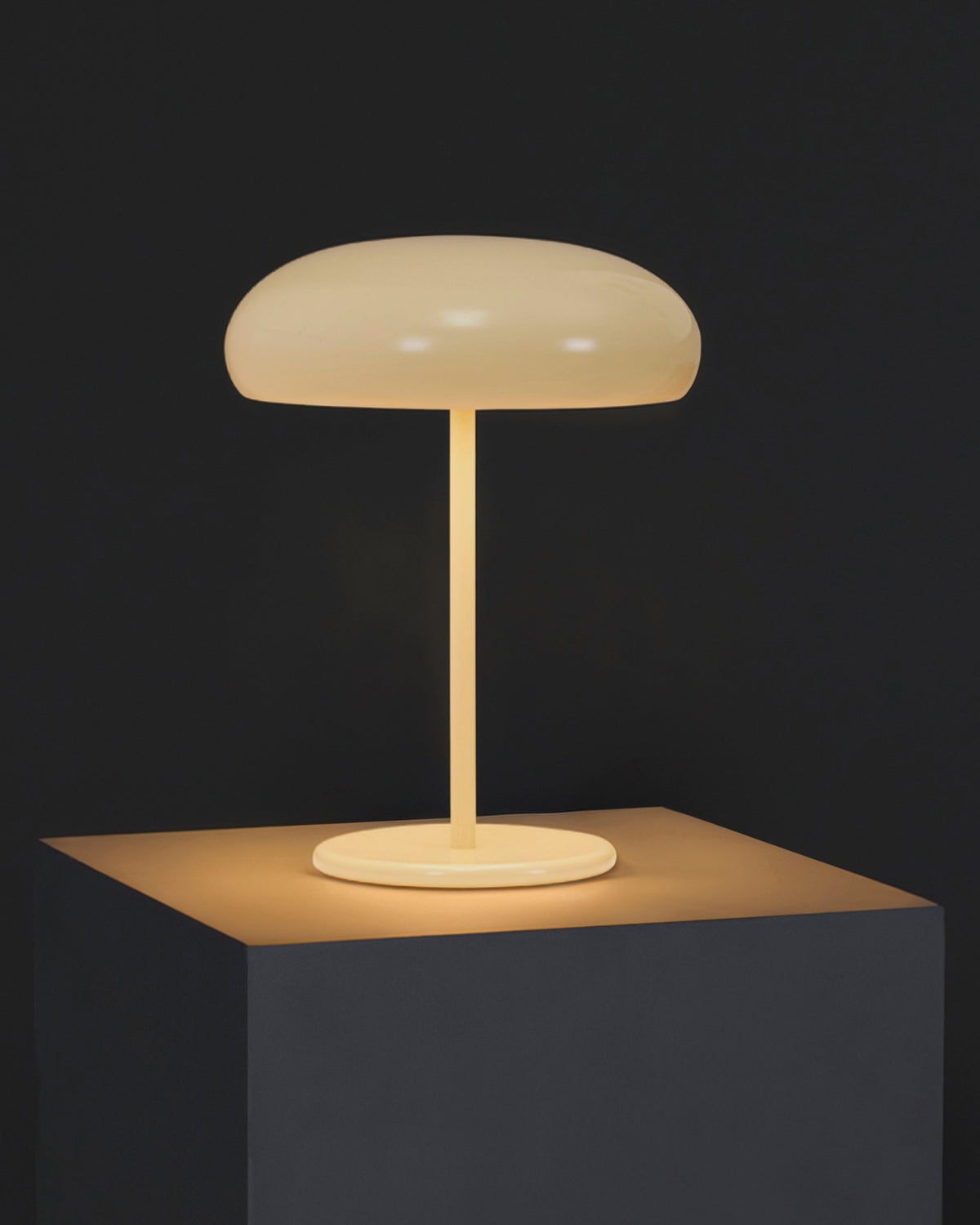 Glowmere Ayla Vintage Style Adjustable Head Table Lamp view 3