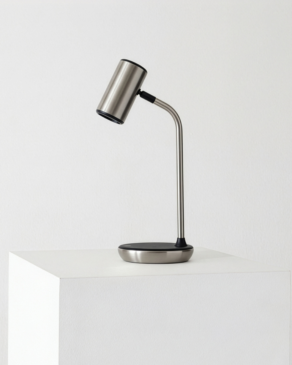 Glowmere Ezra LED Desk Lamp with Wireless Charging in nickel