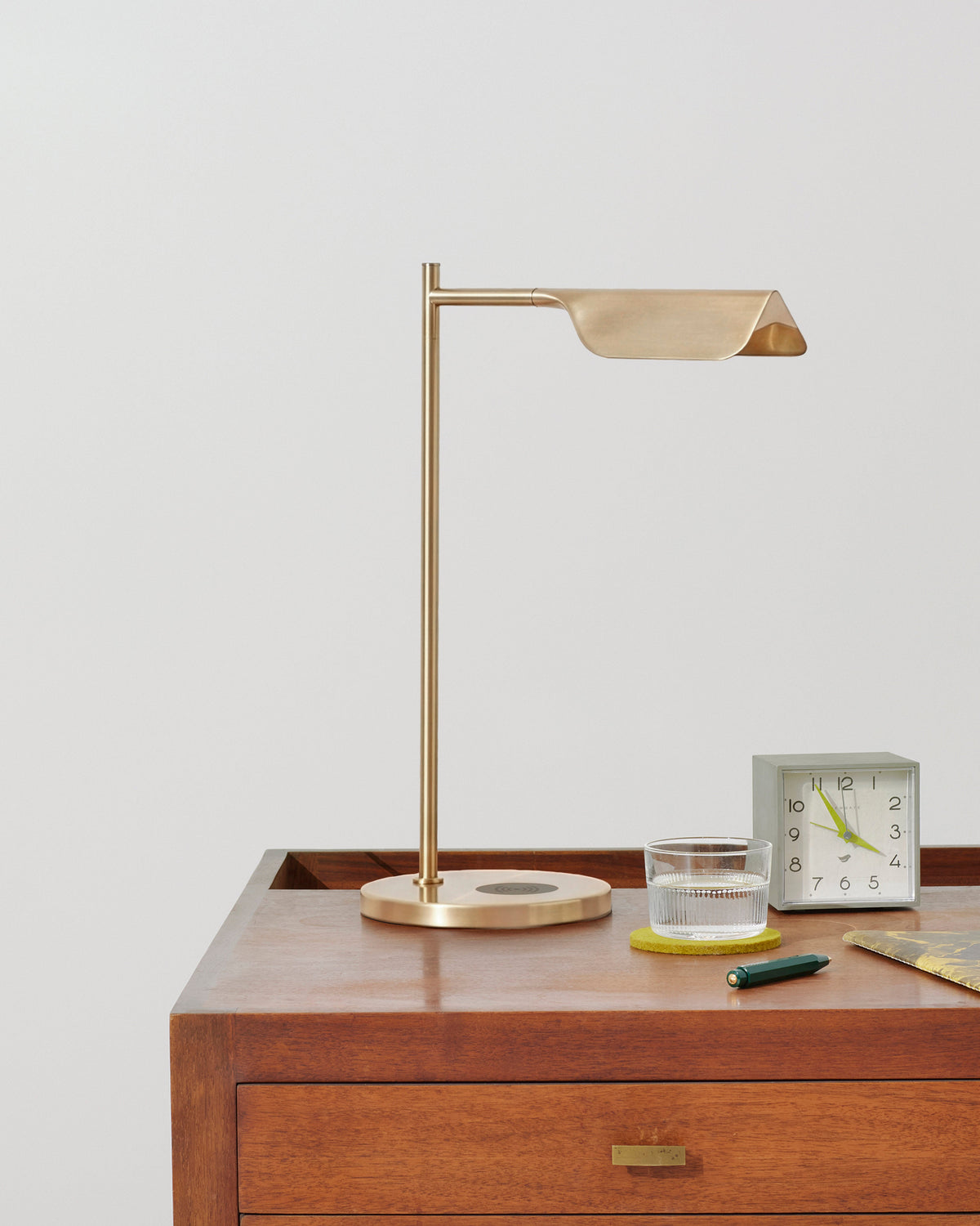 Glowmere Leaf Swing Arm Table Lamp with Wireless Charger in brass