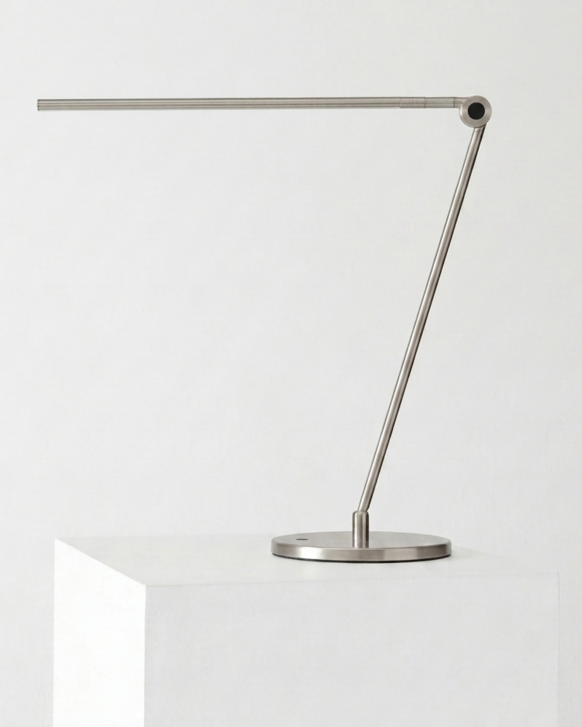 Glowmere Libra Minimalist LED Table Lamp in nickel