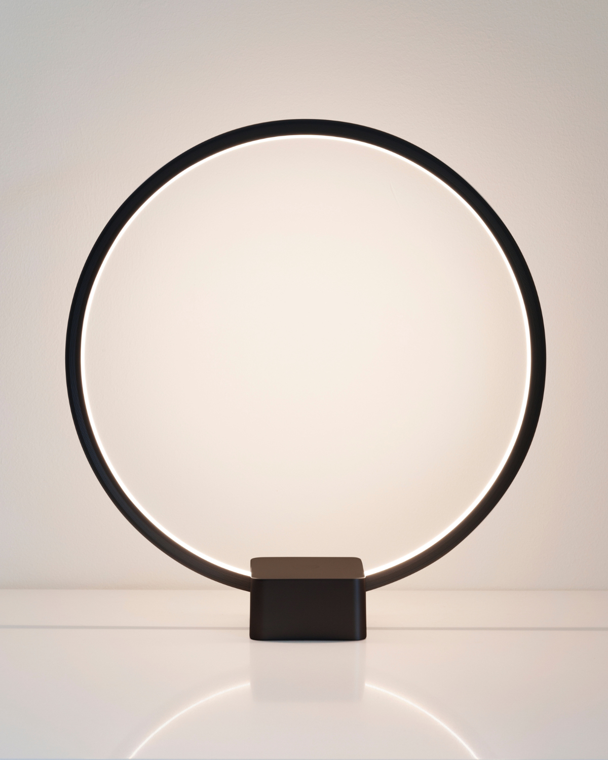 Glowmere Circle Ringlet LED Nightstand Table Lamp with USB Port view 6