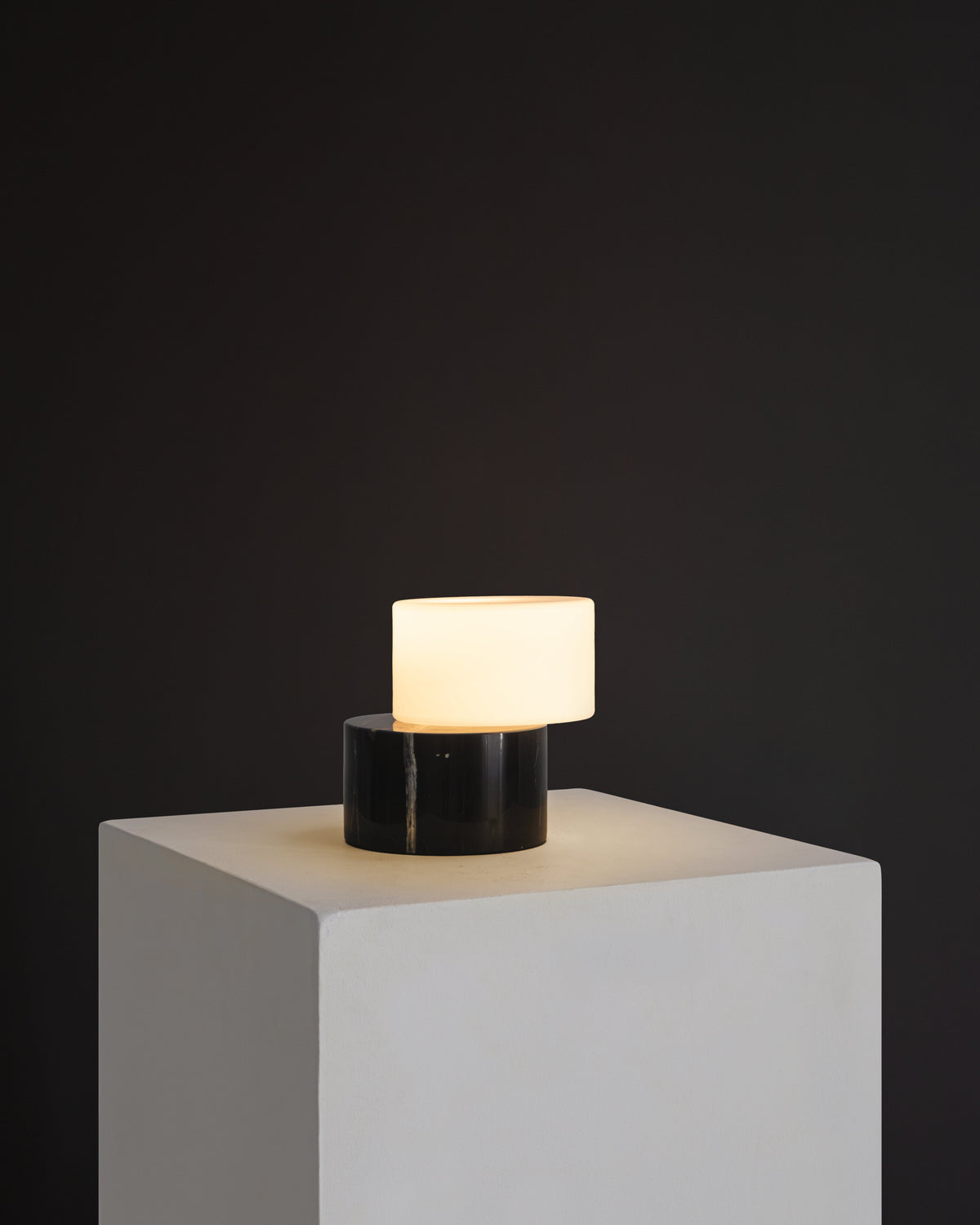 Glowmere ZigZag Opal Glass Shade Marble Base Table Lamp view 7